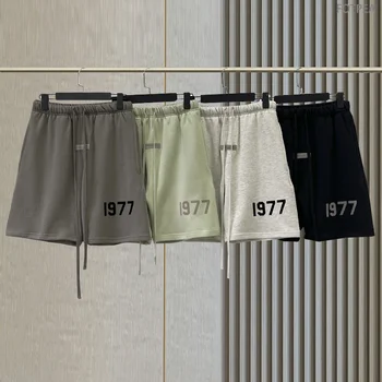 Ss22 Uus Suvi ESSENTIALS lühikesed püksid Flokeeritud vaibad Logo Hip-hop Sport lühikesed püksid Lahti Meeste ja Naiste 100% Puuvill Reisi lühikesed püksid